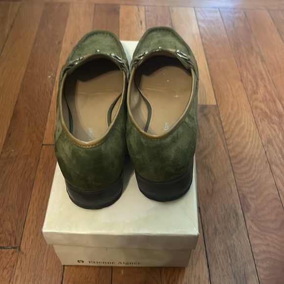 Etienne Aigner Olive Green Loafers suede - Picture 3 of 5
